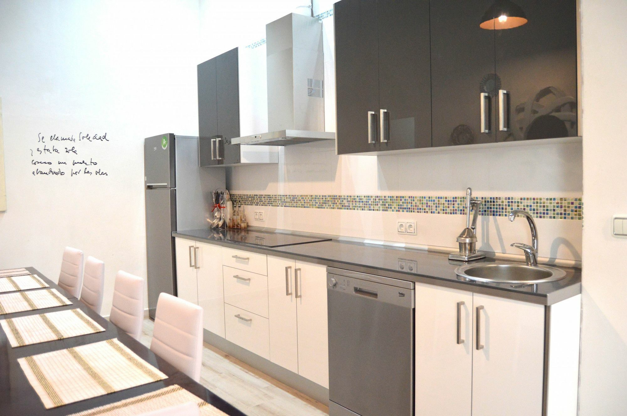Apartamento 19 Dias Y Muchas Noches Cadiz Dış mekan fotoğraf